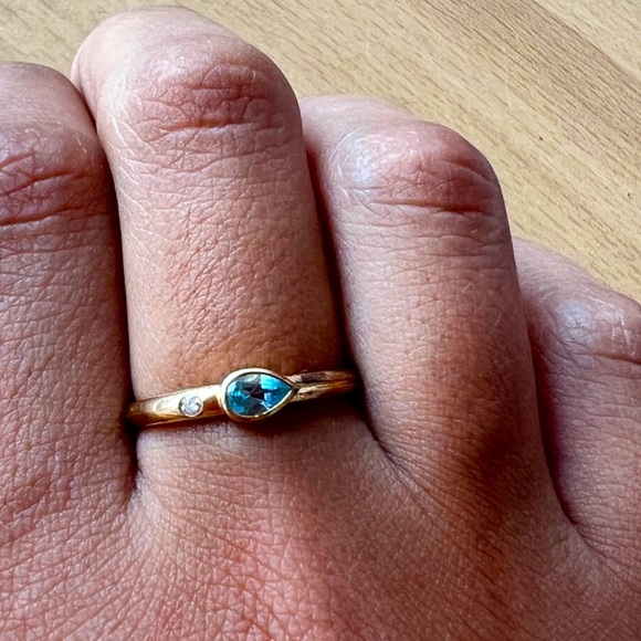 VINTAGE 14K YELLOW GOLD PEAR CUT BLUE TOPAZ DIAMOND BAND RING STACKABLE SLEEK - Picture 5 of 16